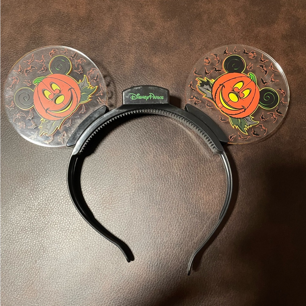 Disney Parks Mickey Mouse Ears Animated